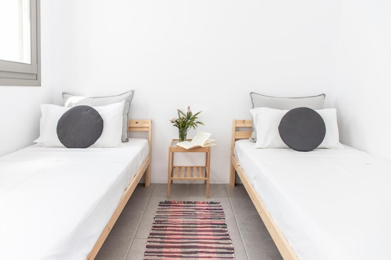 Hotel Twelve Plus+ Nausa Zewnętrze zdjęcie