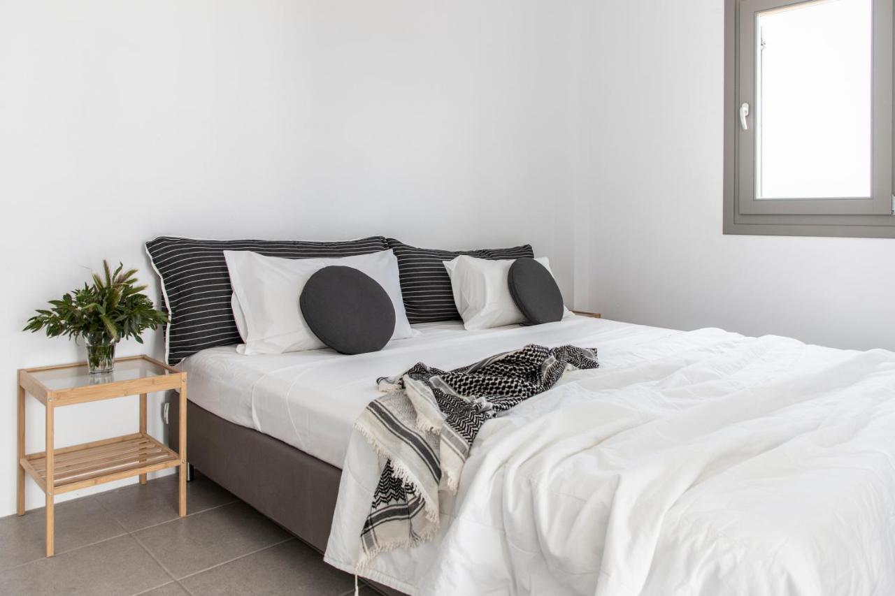 Hotel Twelve Plus+ Nausa Zewnętrze zdjęcie